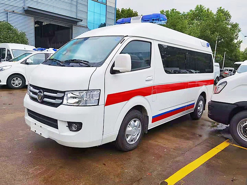 福田G7長(zhǎng)軸救護(hù)車(chē)